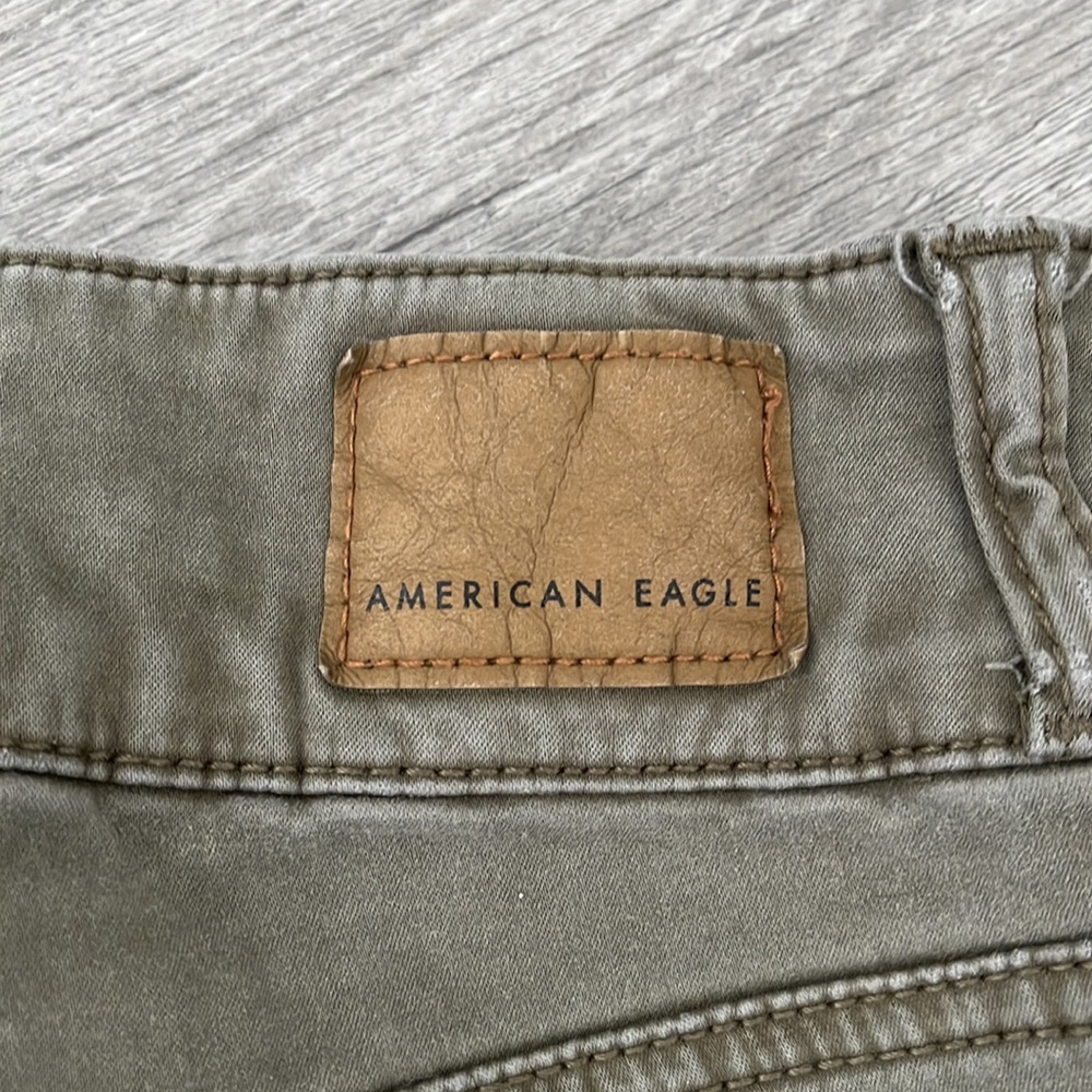Green multi-pocket jeans! - Picture 3 of 3